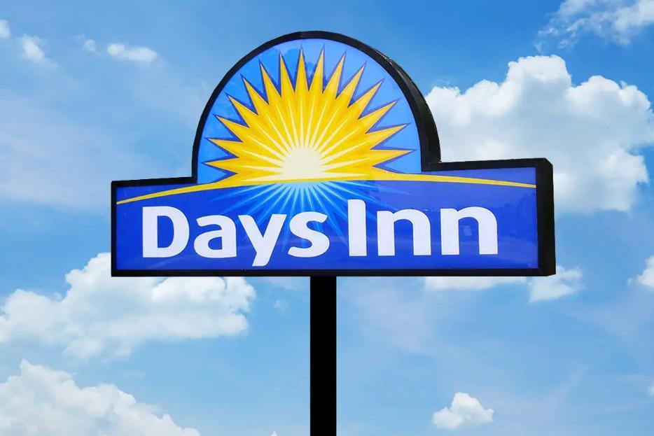 Days Inn By Wyndham Galt - Elk Grove South Esterno foto
