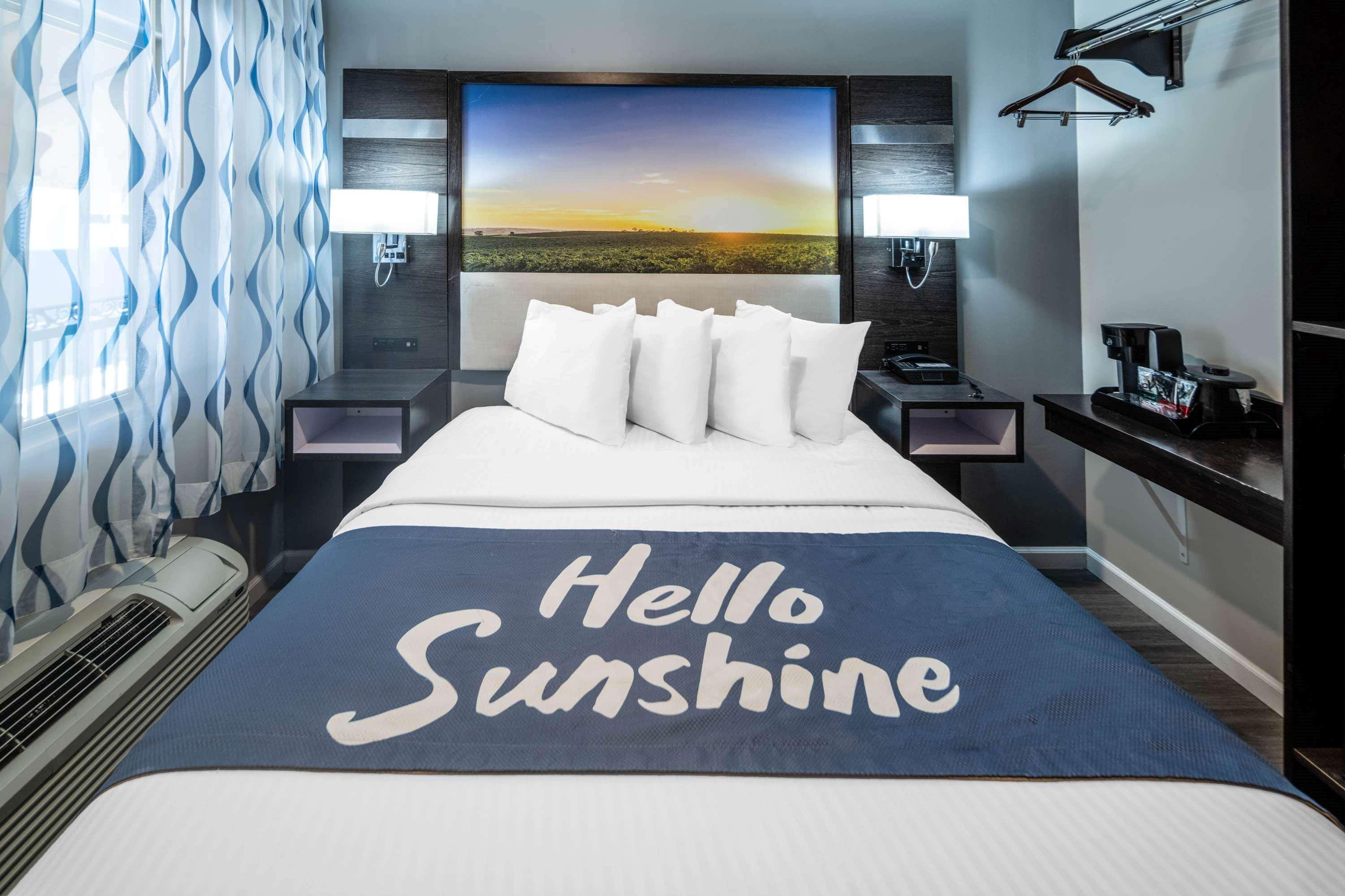 Days Inn By Wyndham Galt - Elk Grove South Esterno foto